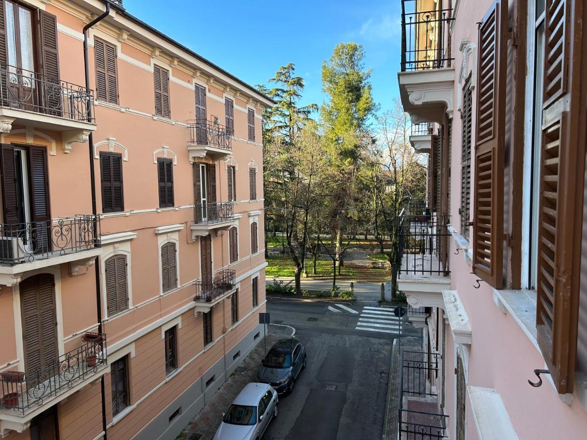 Casa Del Ferroviere B&B Sulmona Luaran gambar